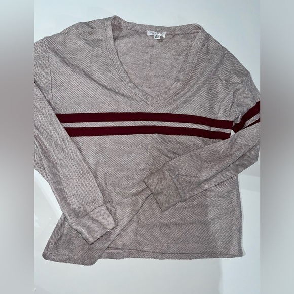 Socialite Nordstrom Striped Women’s Varsity Scoop Neck Sweater in Mauve/Maroon - Picture 2 of 5